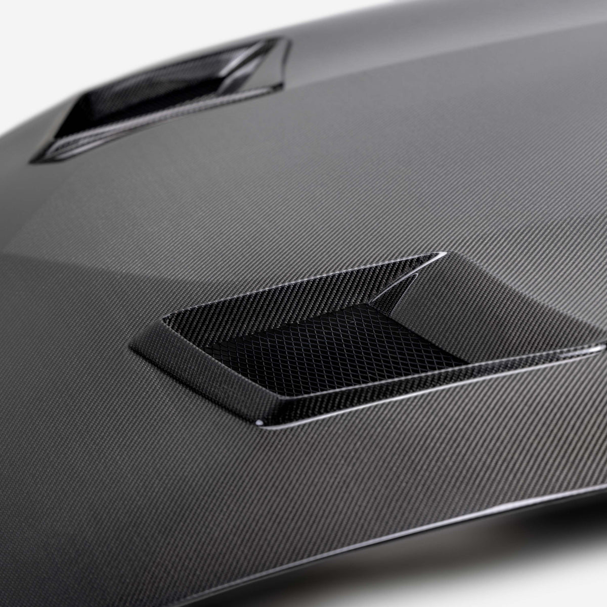 Seibon GT-Style Carbon Fibre Hood