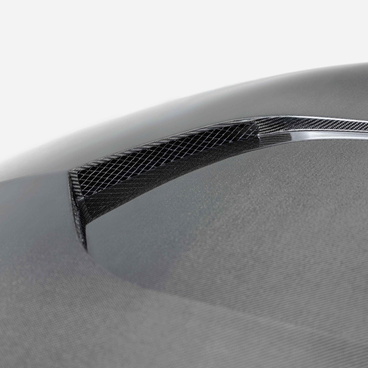Seibon VS-Style Carbon Fibre Hood