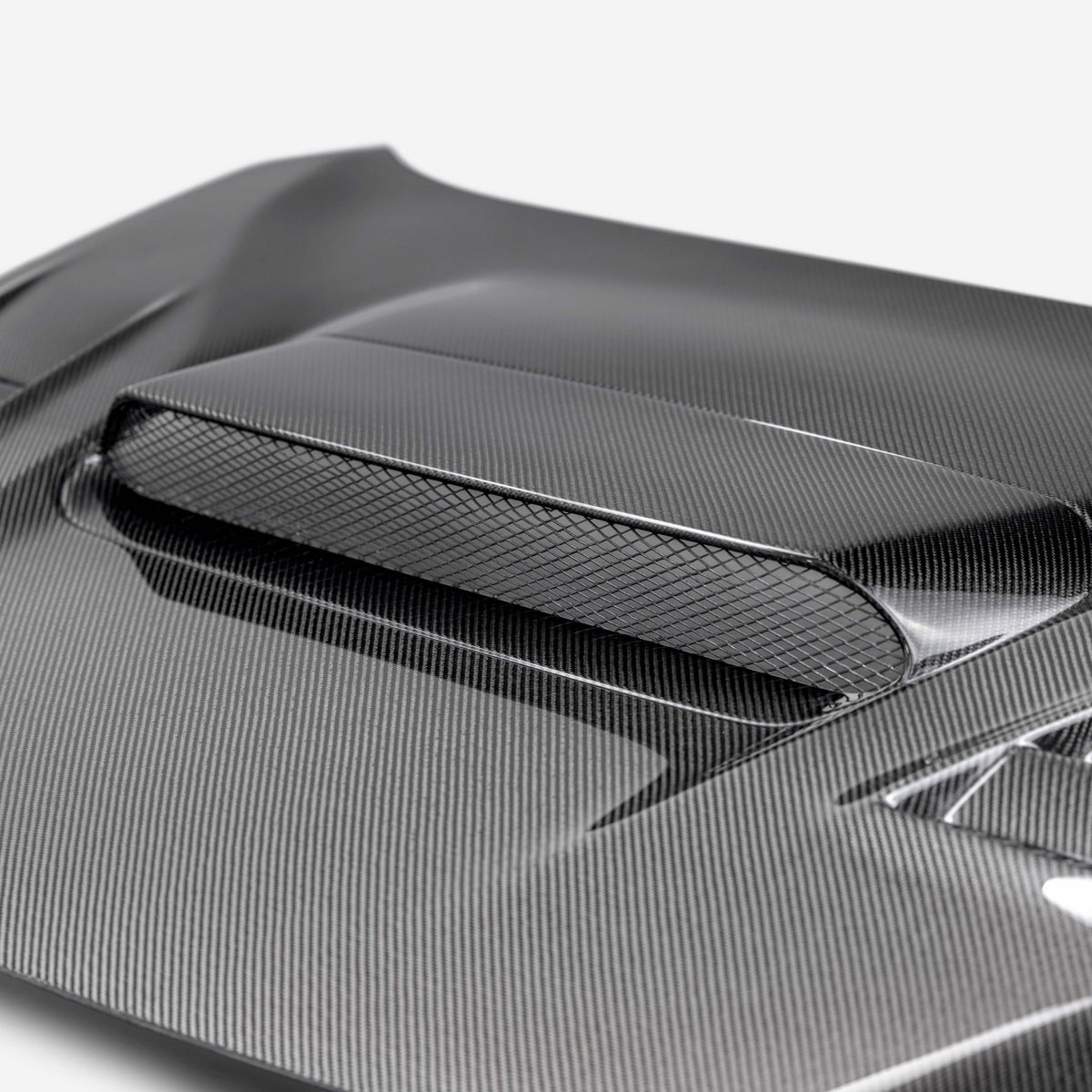 Seibon CW-Style Carbon Fibre Hood