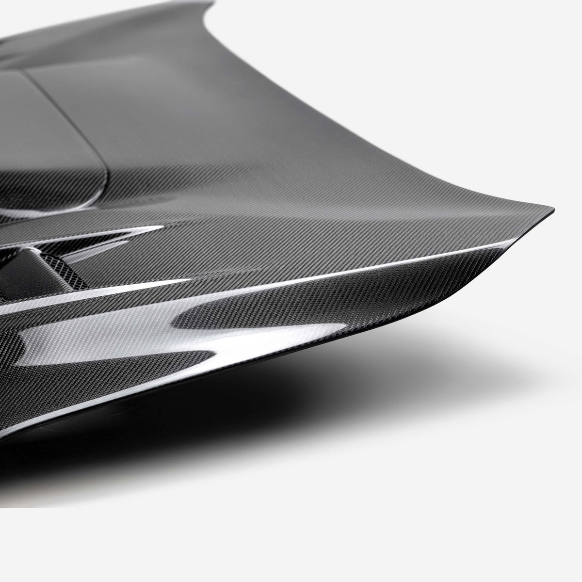 Seibon CW-Style Carbon Fibre Hood