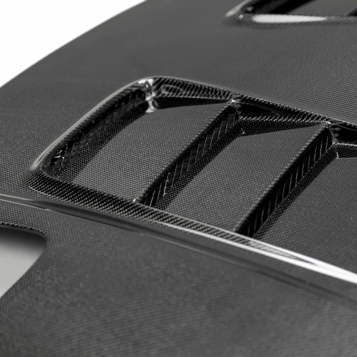 Seibon CW-Style Carbon Fibre Hood