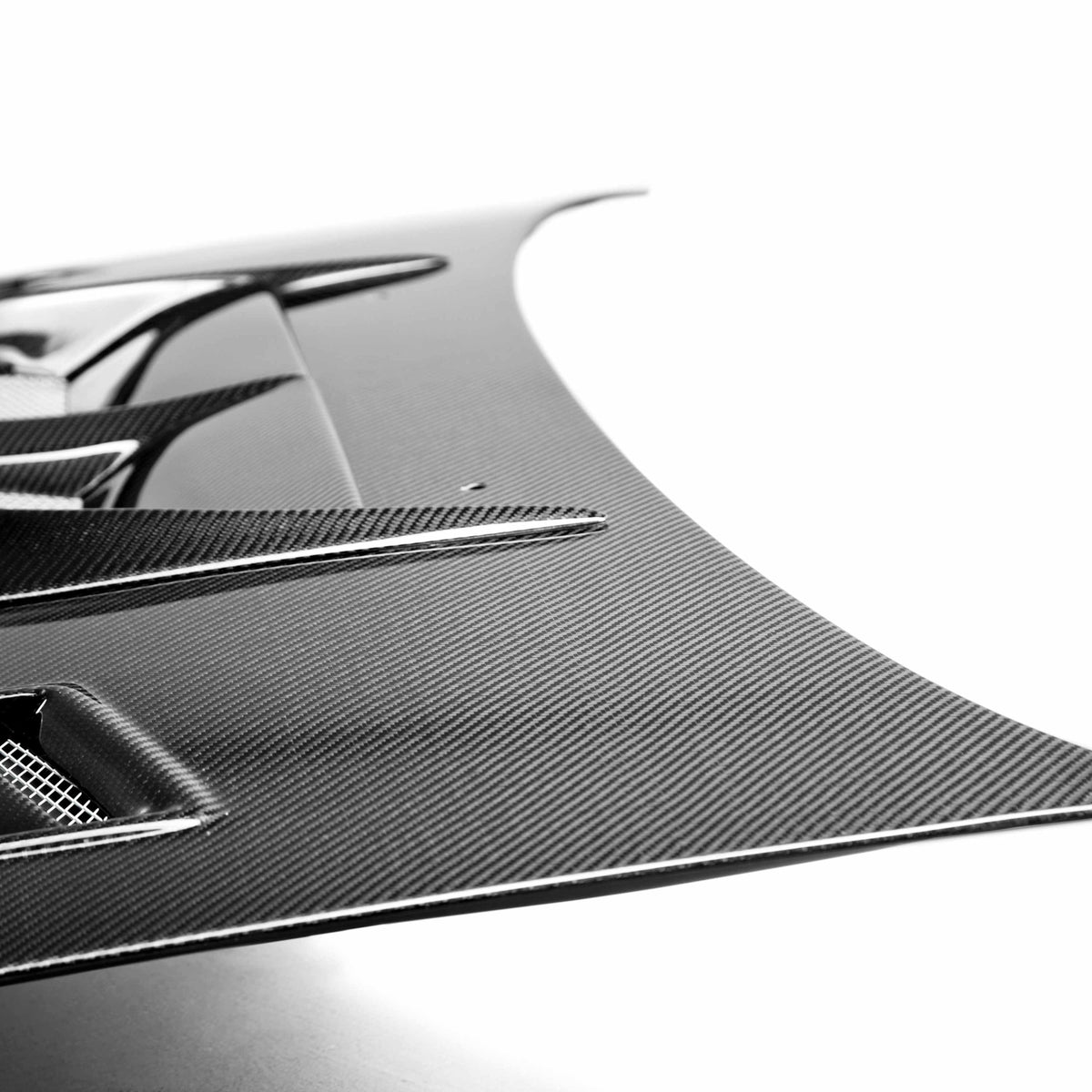 Seibon CW-Style Carbon Fibre Hood