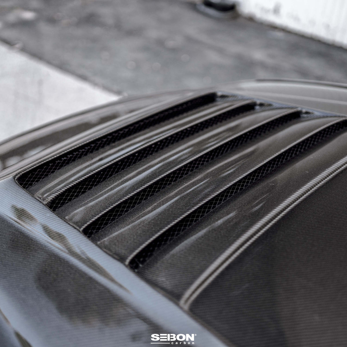 Seibon DS-Style Carbon Fibre Hood