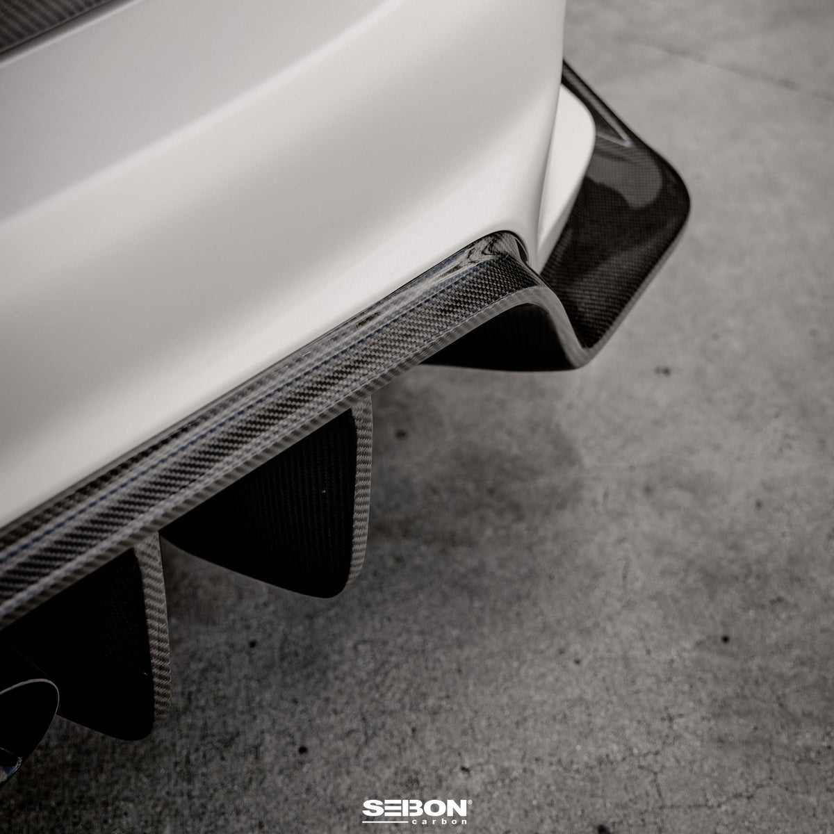 Seibon MB-Style Carbon Fibre Rear Diffuser