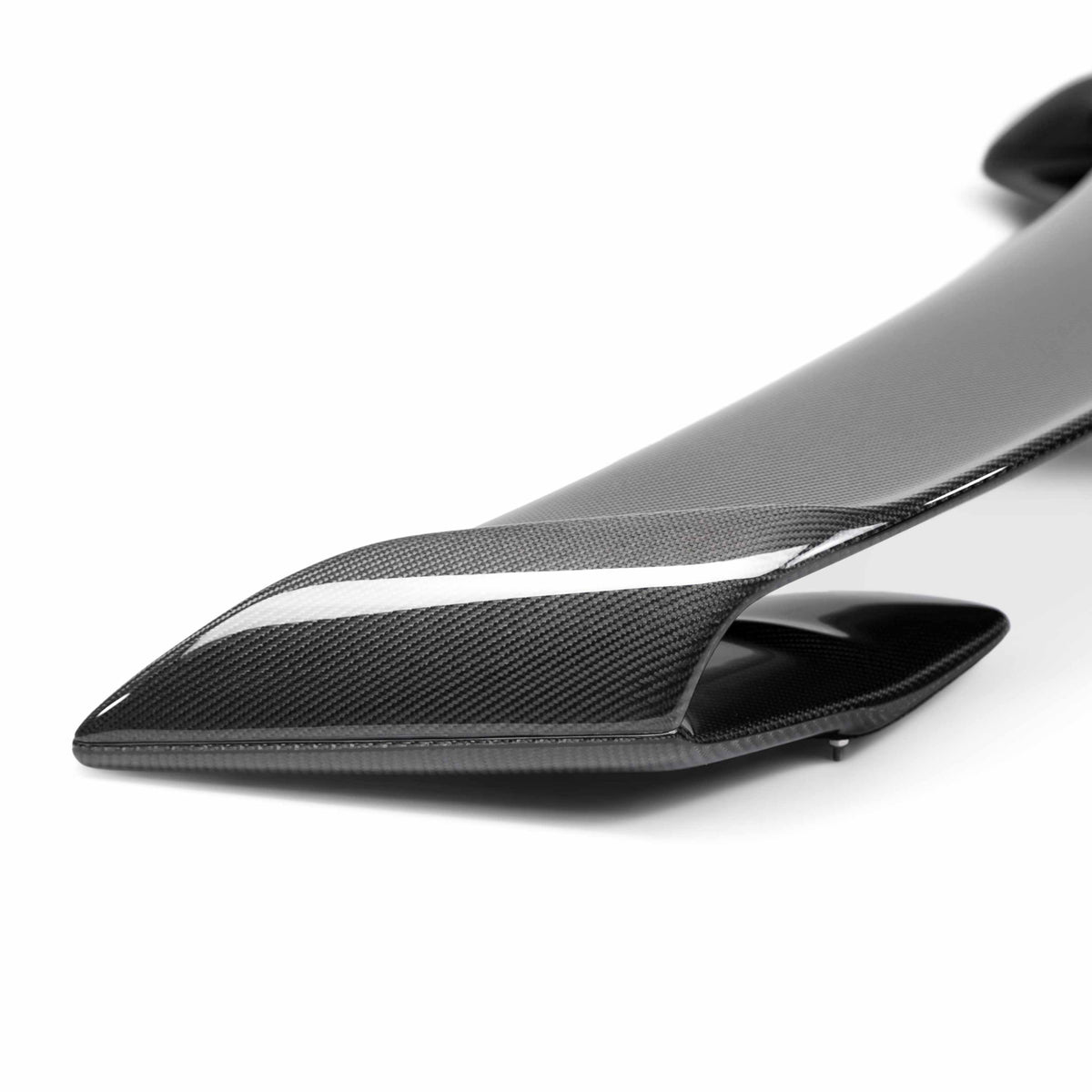 Seibon OE-Style Carbon Fibre Rear Spoiler
