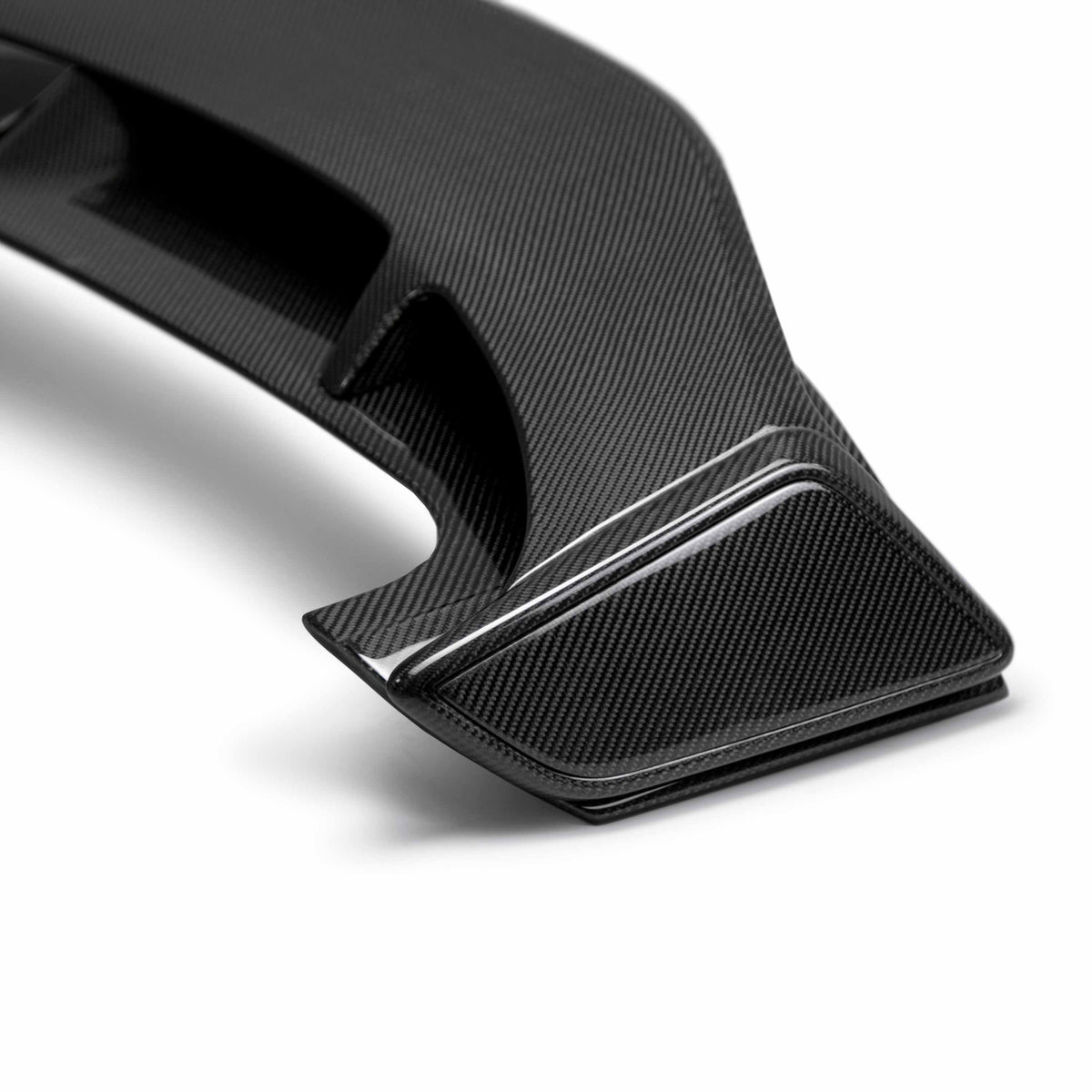 Seibon OE-Style Carbon Fibre Rear Spoiler