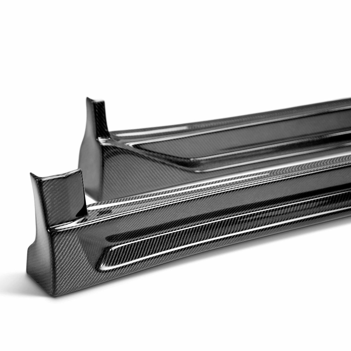 Seibon CW-Style Carbon Fibre Side Skirts