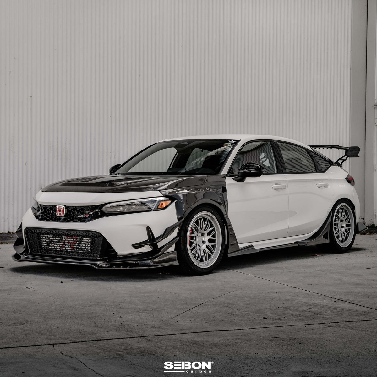 Seibon MB-Style Carbon Fibre Front Side Skirt Extensions