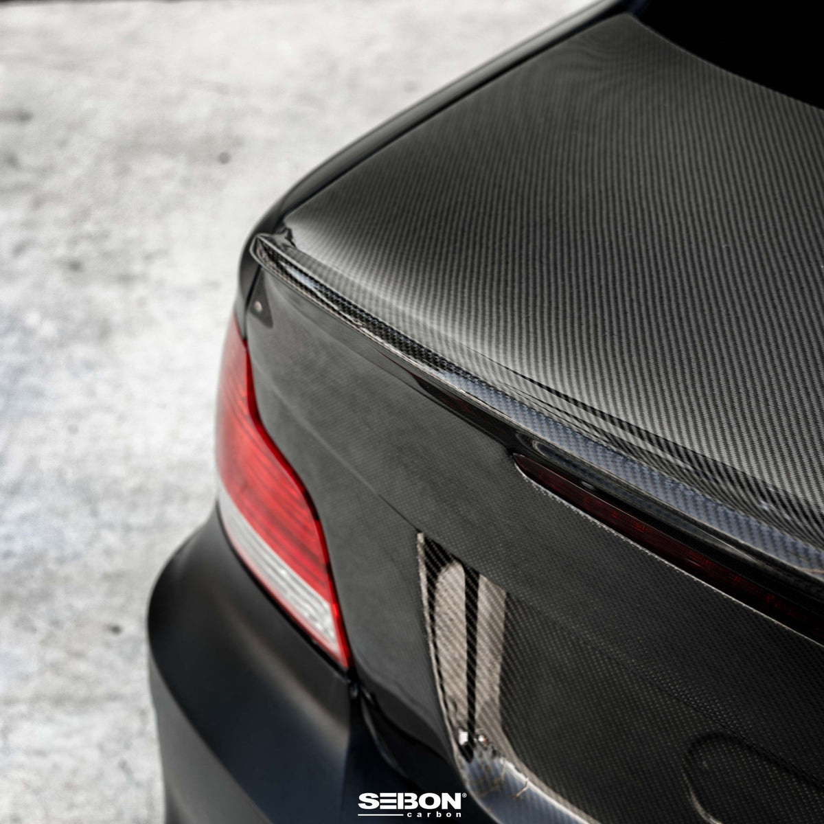 Seibon CSL-Style Carbon Fibre Trunk Lid