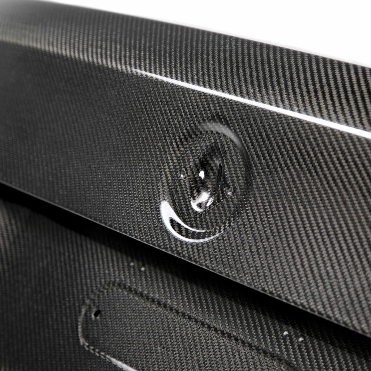 Seibon OE-Style Carbon Fibre Trunk Lid