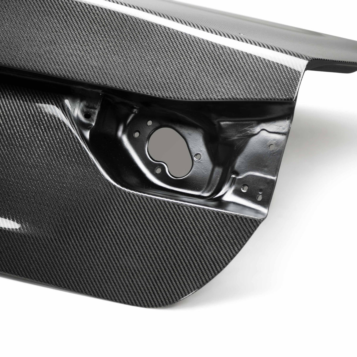 Seibon OE-Style Carbon Fibre Trunk Lid