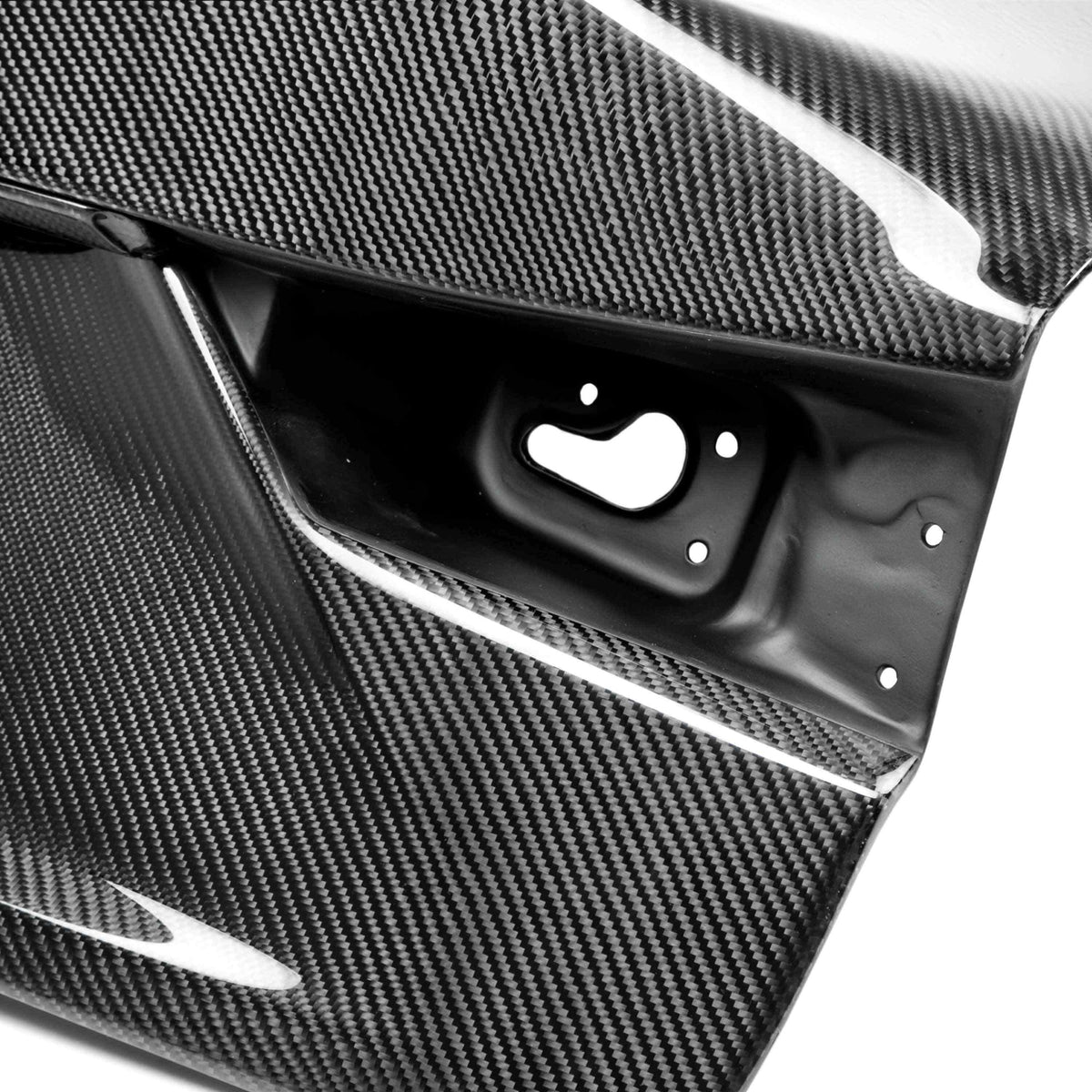 Seibon OE-Style Carbon Fibre Trunk Lid