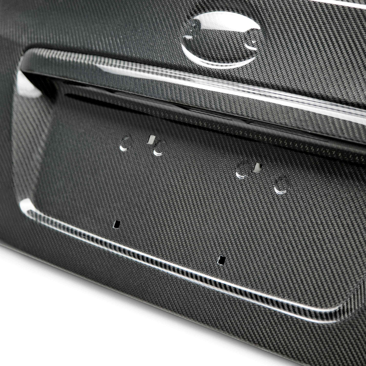 Seibon OE-Style Carbon Fibre Trunk Lid