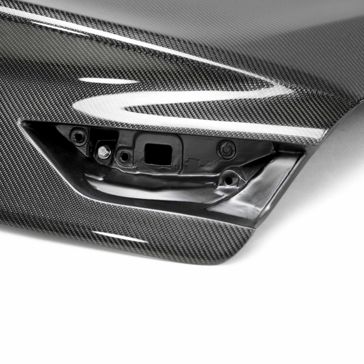 Seibon OE-Style Carbon Fibre Trunk Lid