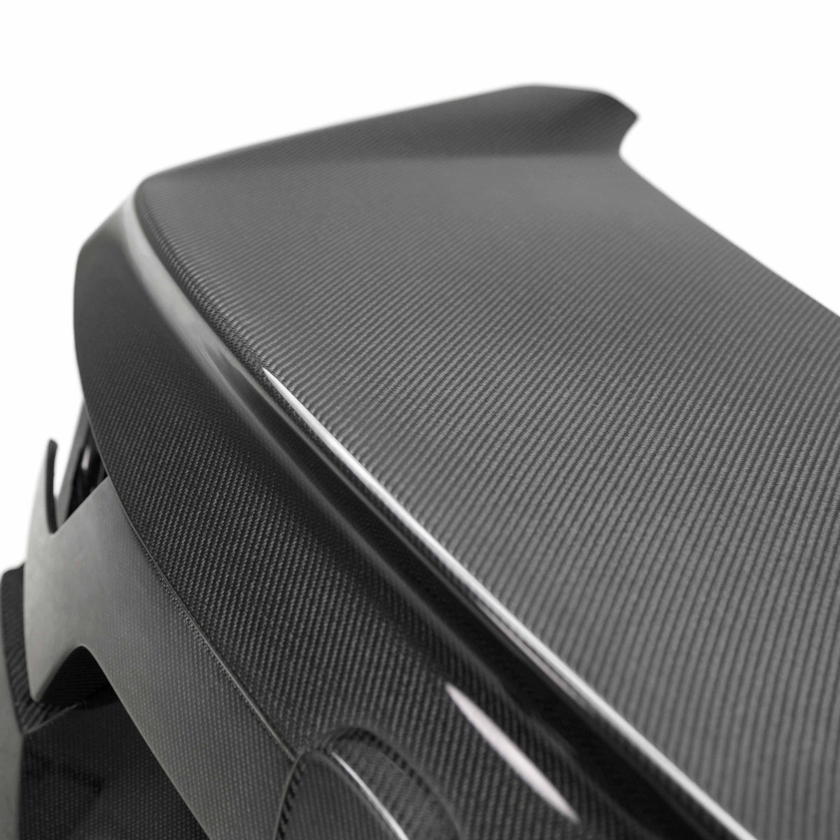 Seibon OE-Style Carbon Fibre Trunk Lid