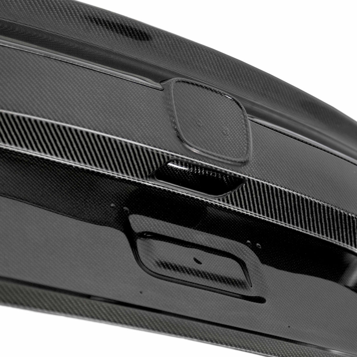 Seibon OE-Style Carbon Fibre Trunk Lid